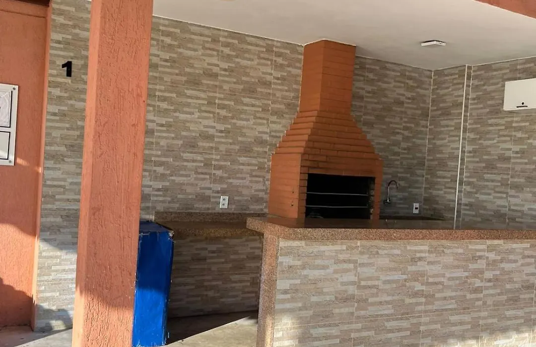 Golden Lake - Lindo Apartamento com Lagoa Privativa-1